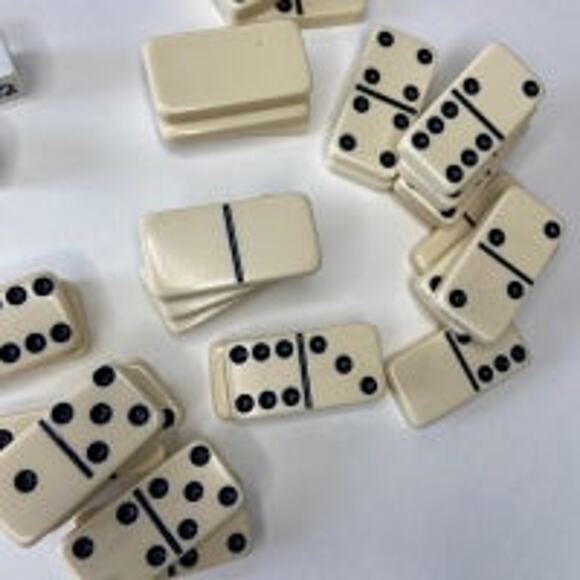 Vintage Variety Game Set w/ Original Instructions - Picture 4 of 8